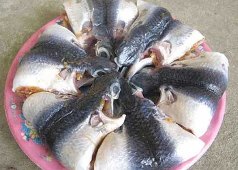 Gia vị củ nén trong bữa ăn người Quảng